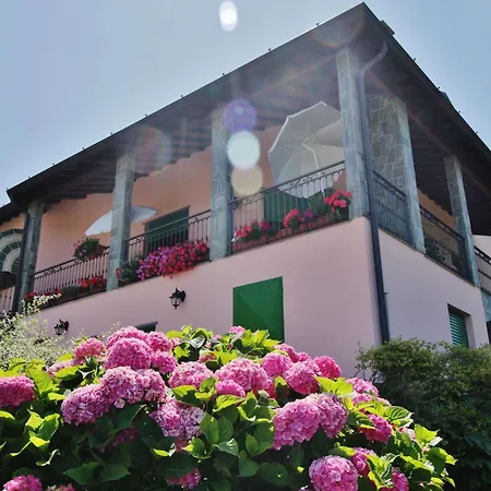 Le Ortensie Bed & Breakfast Pellio Intelvi